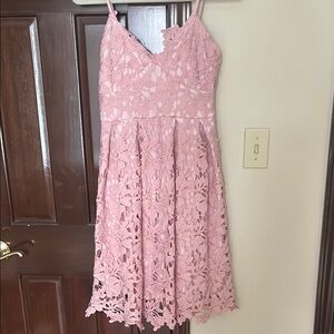 Elegant Pink Midi Sundress with V-Neck Spaghetti Straps